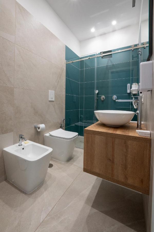 B&B Corso Garibaldi 165 Неаполь Екстер'єр фото