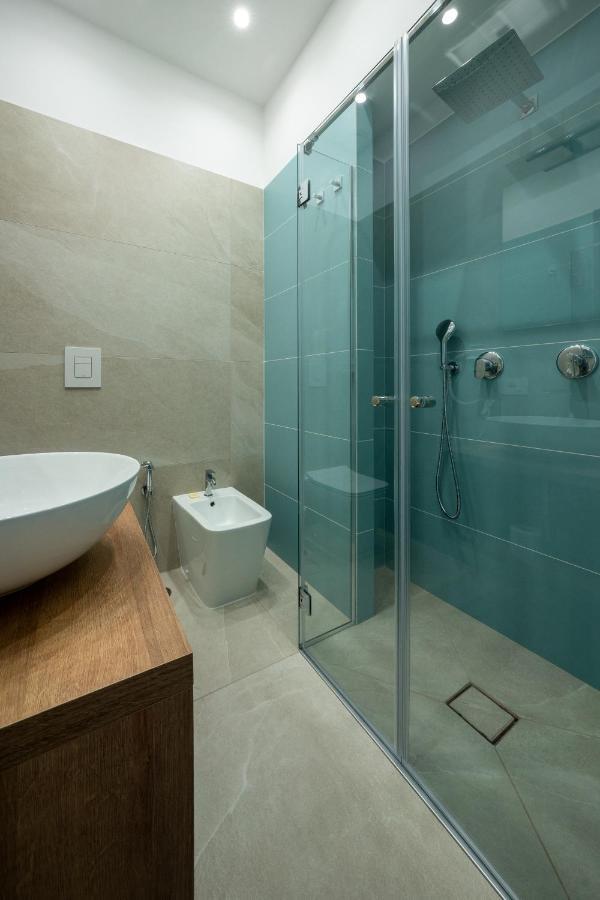 B&B Corso Garibaldi 165 Неаполь Екстер'єр фото