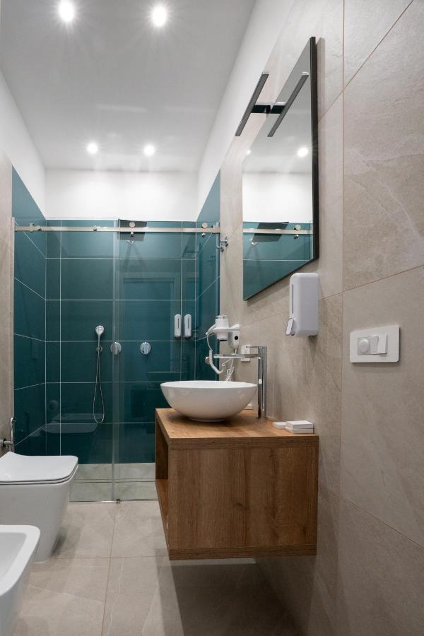 B&B Corso Garibaldi 165 Неаполь Екстер'єр фото