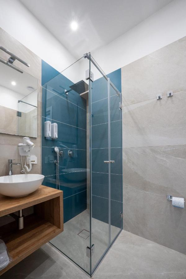 B&B Corso Garibaldi 165 Неаполь Екстер'єр фото