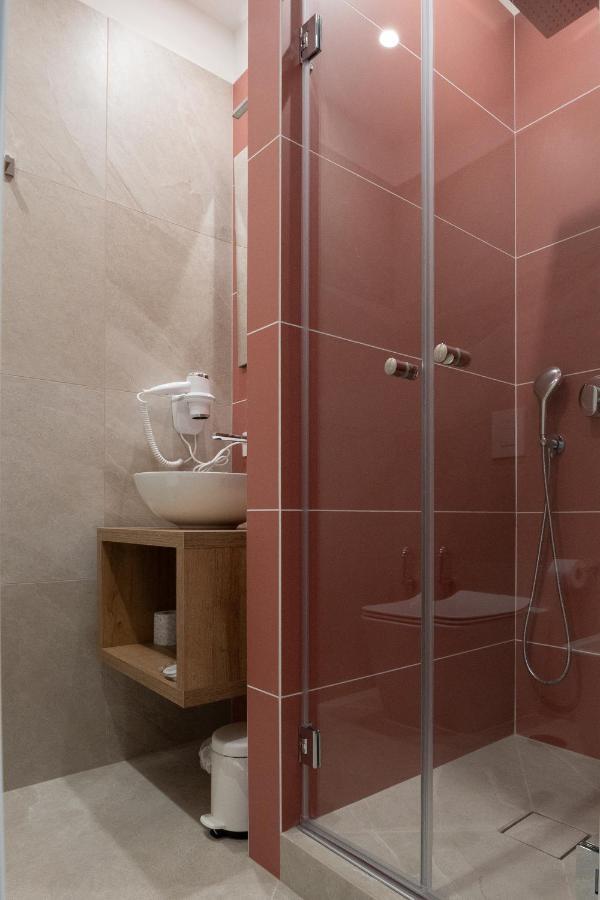 B&B Corso Garibaldi 165 Неаполь Екстер'єр фото