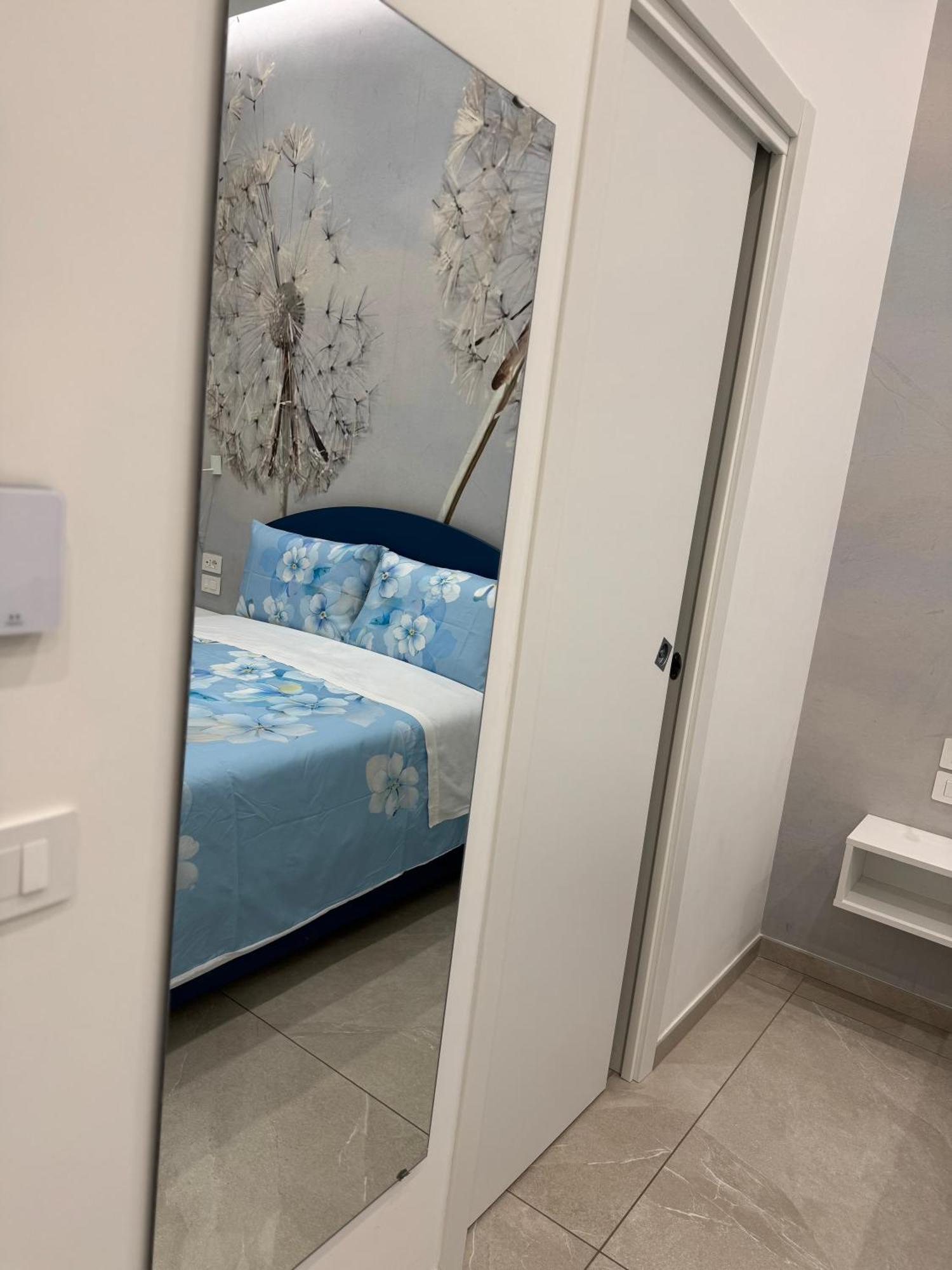 B&B Corso Garibaldi 165 Неаполь Екстер'єр фото
